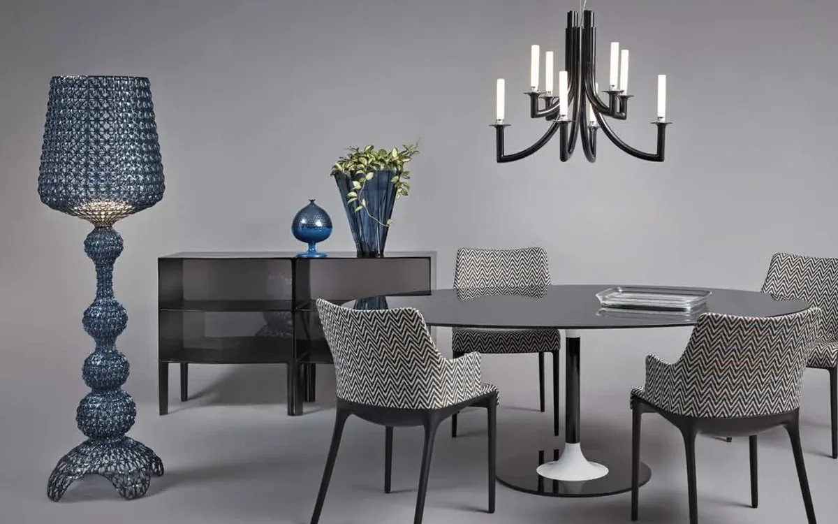 Salle à manger — ambiance Kartell